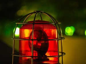 La alarmas antirrobo puede activar distintos dispositivos: sonido, llamada de emergencia, luces e incluso gas lacromógeno